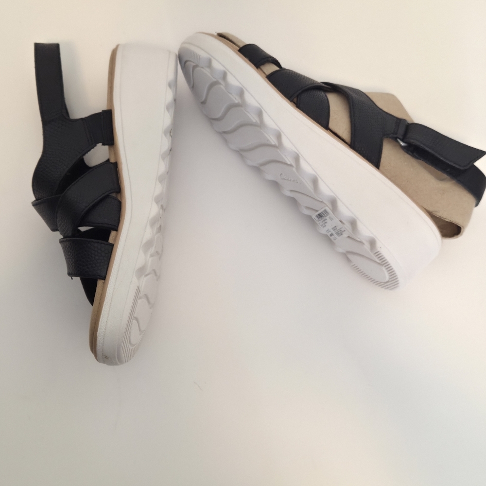 Clark’s Women’s  Jillian Black Leather Criss Cross Strappy Wedge Sandals - Picture 12 of 16